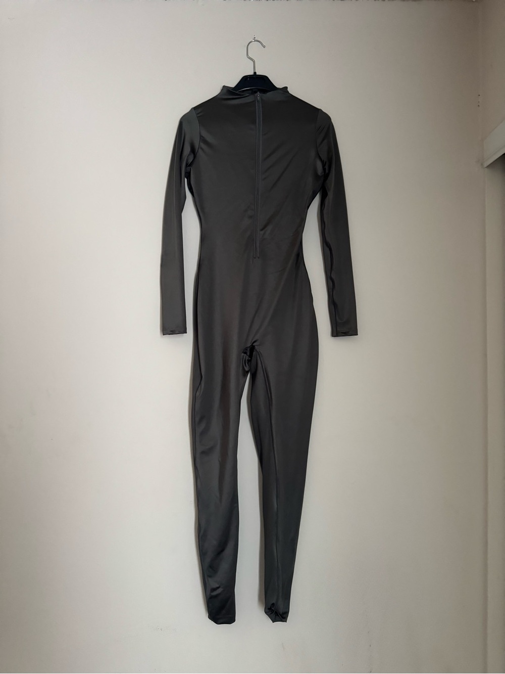 NWOT SKIMS Sleek Long-Sleeve Full Bodysuit in Charcoal Gray In M